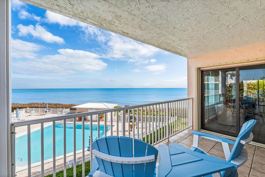 На продажу: $900,000 (2 спален, 2 ванн, 1350 Квадратных фут)