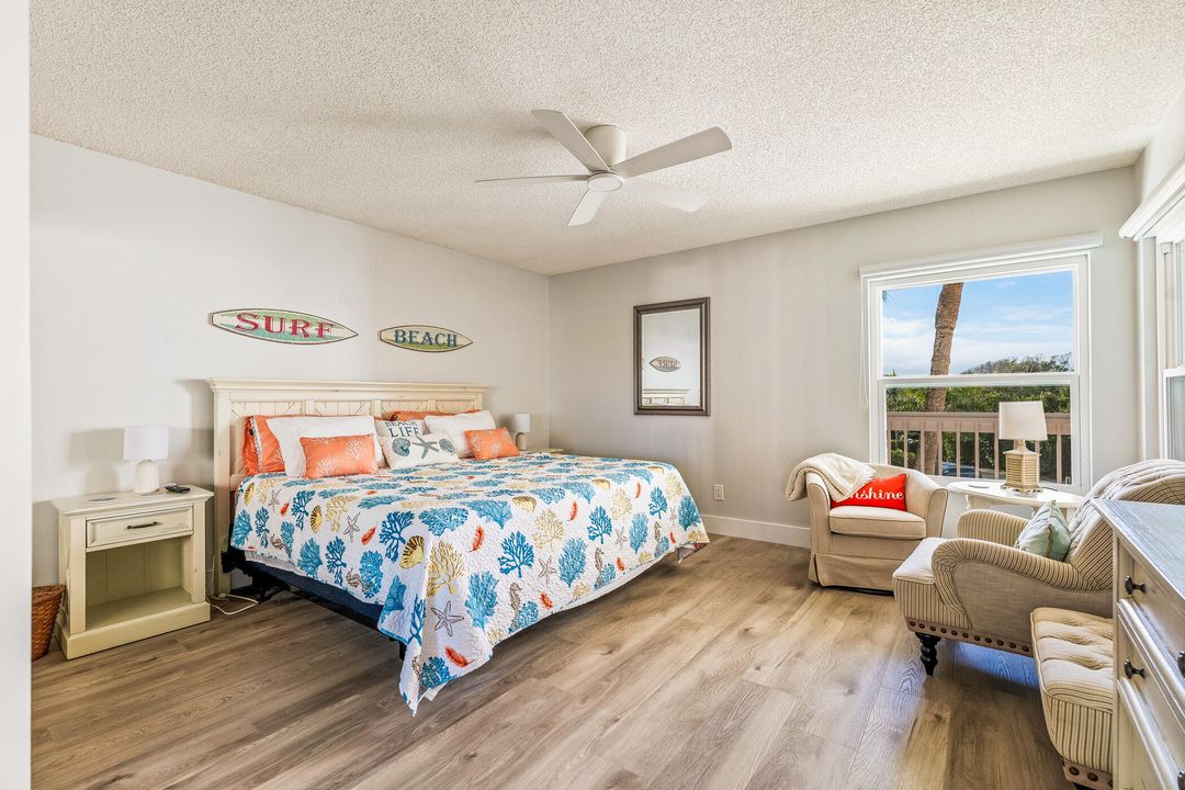 На продажу: $900,000 (2 спален, 2 ванн, 1350 Квадратных фут)