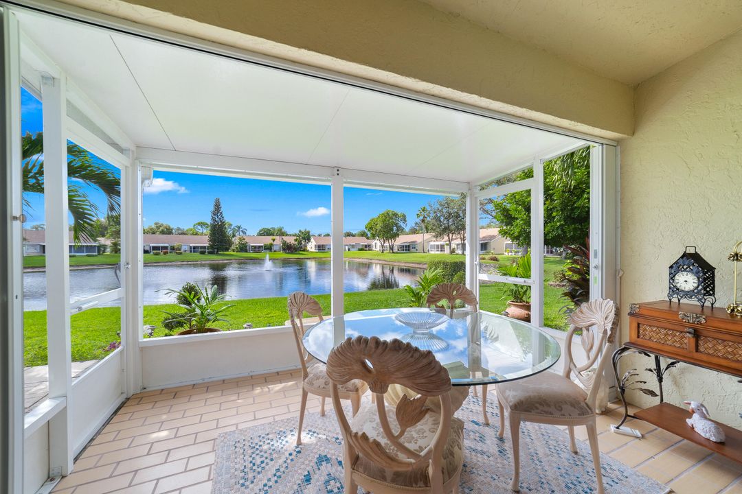 Active With Contract: $325,000 (3 beds, 2 baths, 1371 Square Feet)