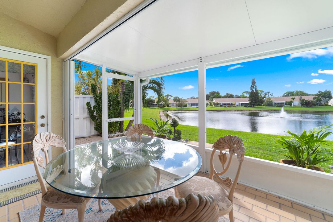 Active With Contract: $325,000 (3 beds, 2 baths, 1371 Square Feet)