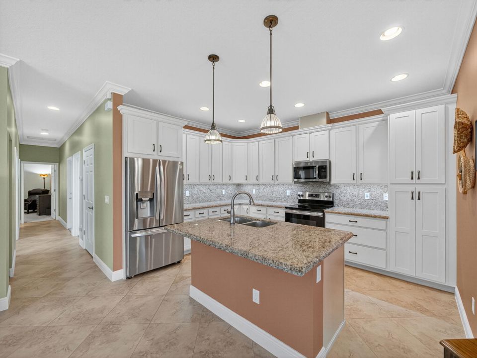 For Sale: $345,000 (2 beds, 2 baths, 1742 Square Feet)