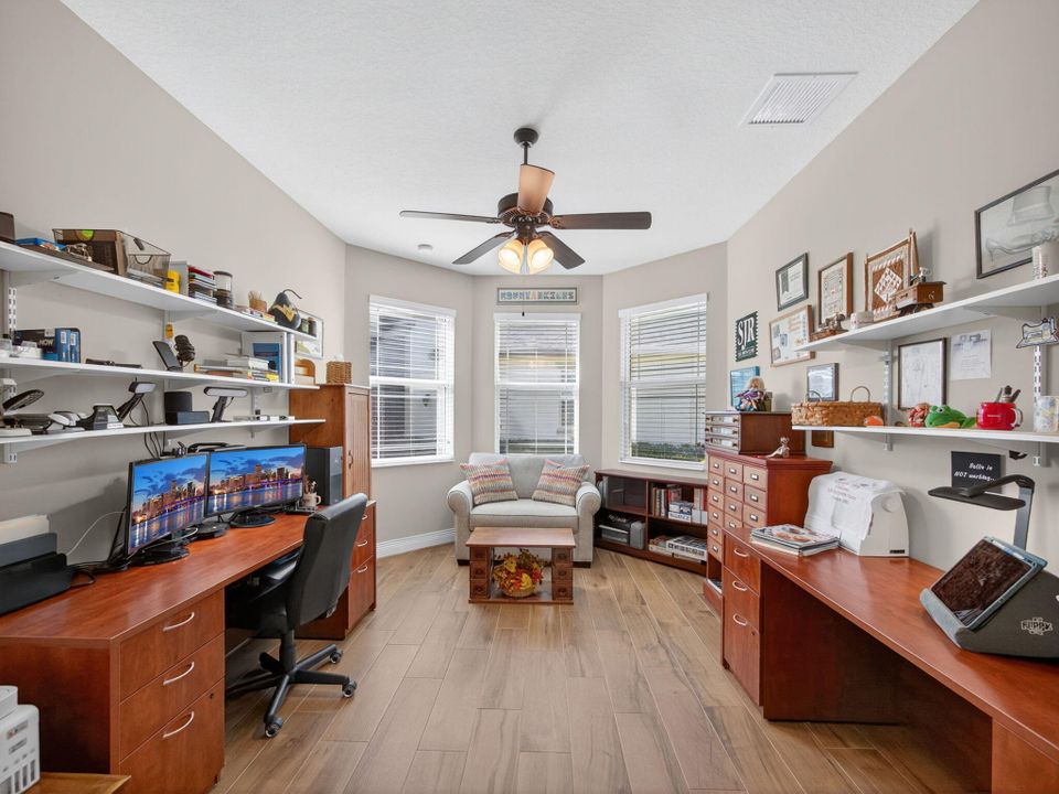 For Sale: $345,000 (2 beds, 2 baths, 1742 Square Feet)