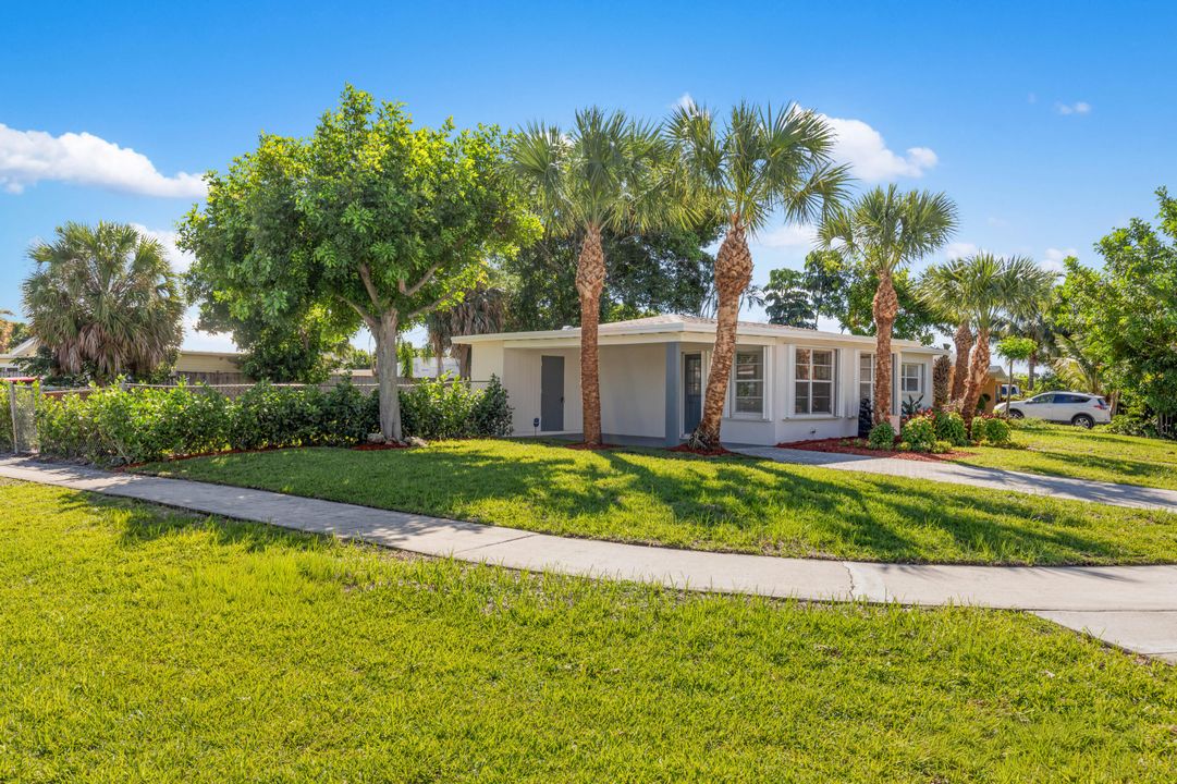 На продажу: $485,000 (3 спален, 2 ванн, 1270 Квадратных фут)