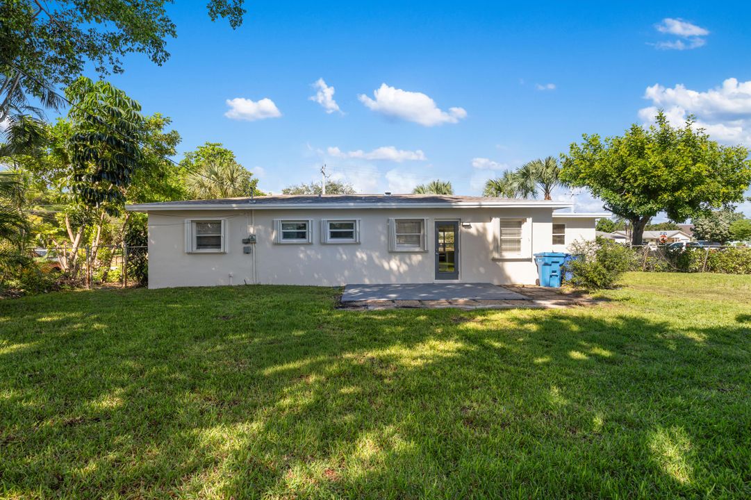 На продажу: $485,000 (3 спален, 2 ванн, 1270 Квадратных фут)