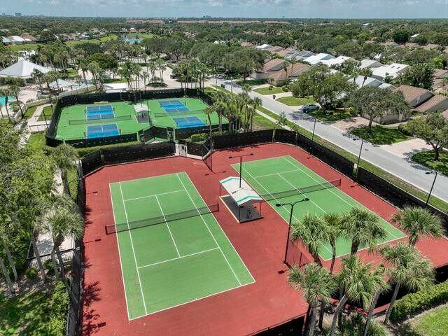 На продажу: $1,394,990 (3 спален, 2 ванн, 2089 Квадратных фут)