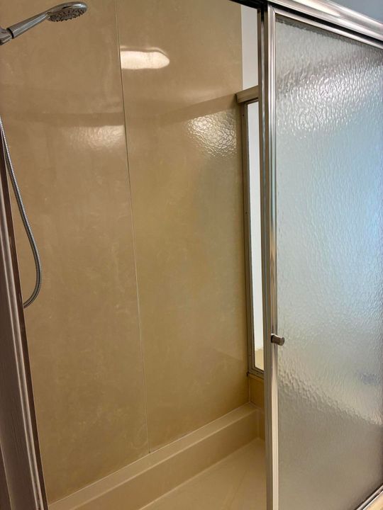 Active With Contract: $125,000 (1 beds, 1 baths, 1104 Square Feet)