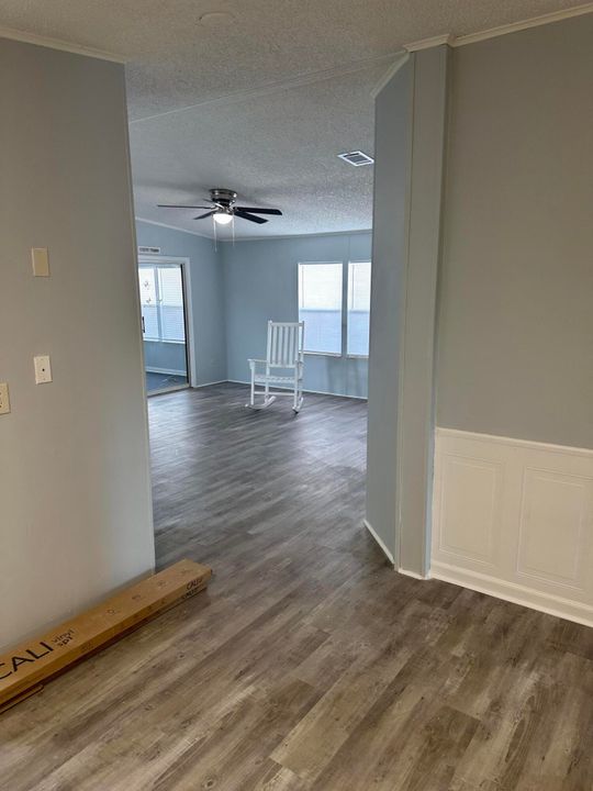 For Sale: $82,900 (2 beds, 2 baths, 1326 Square Feet)