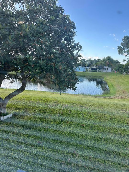 For Sale: $82,900 (2 beds, 2 baths, 1326 Square Feet)