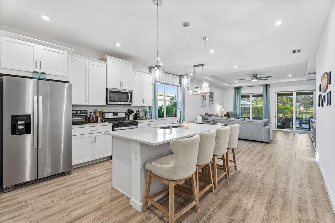 For Sale: $619,900 (3 beds, 2 baths, 1998 Square Feet)