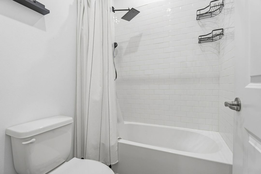 For Sale: $619,900 (3 beds, 2 baths, 1998 Square Feet)