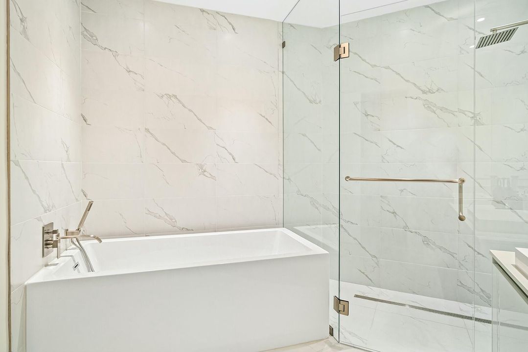 出租: $16,000 (2 贝兹, 2 浴室, 1775 平方英尺)