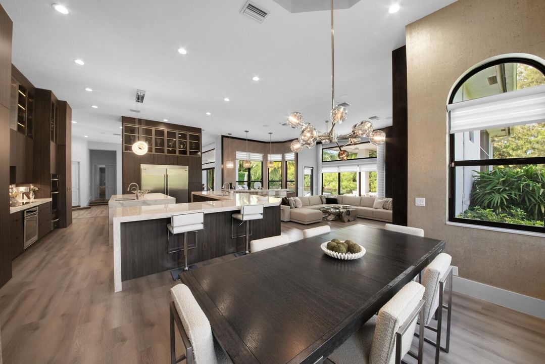 For Sale: $3,999,999 (4 beds, 3 baths, 4316 Square Feet)