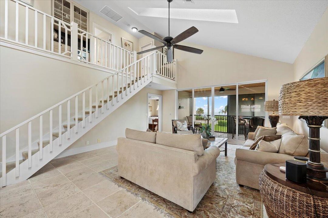 В аренду: $12,000 (3 спален, 3 ванн, 2200 Квадратных фут)