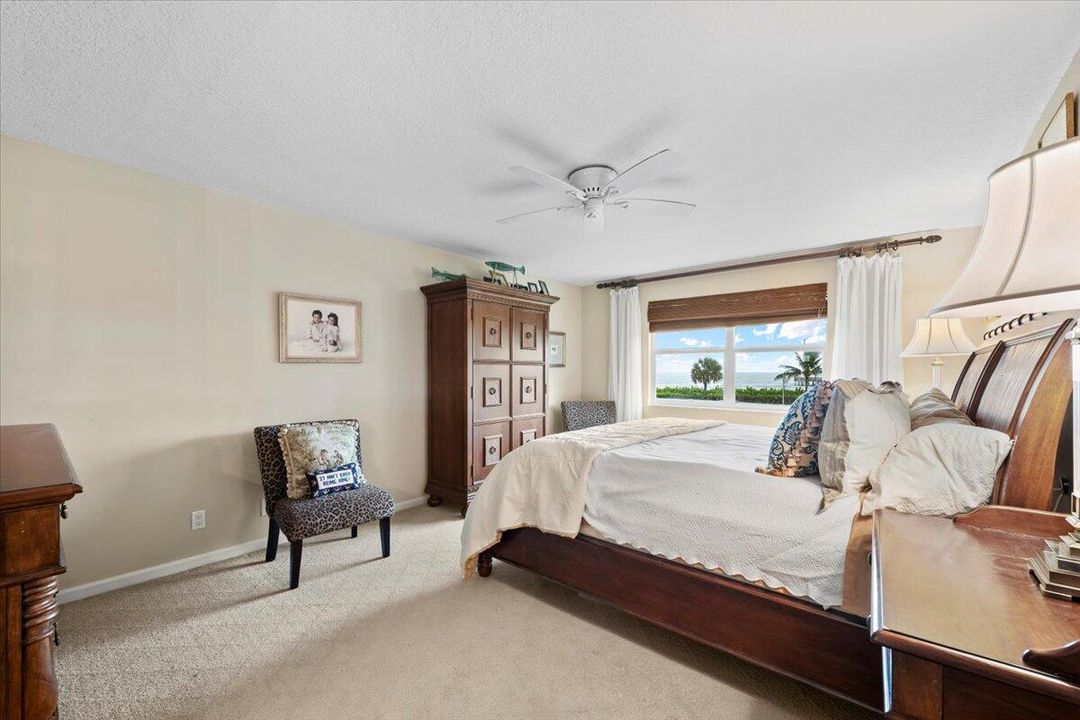 В аренду: $12,000 (3 спален, 3 ванн, 2200 Квадратных фут)