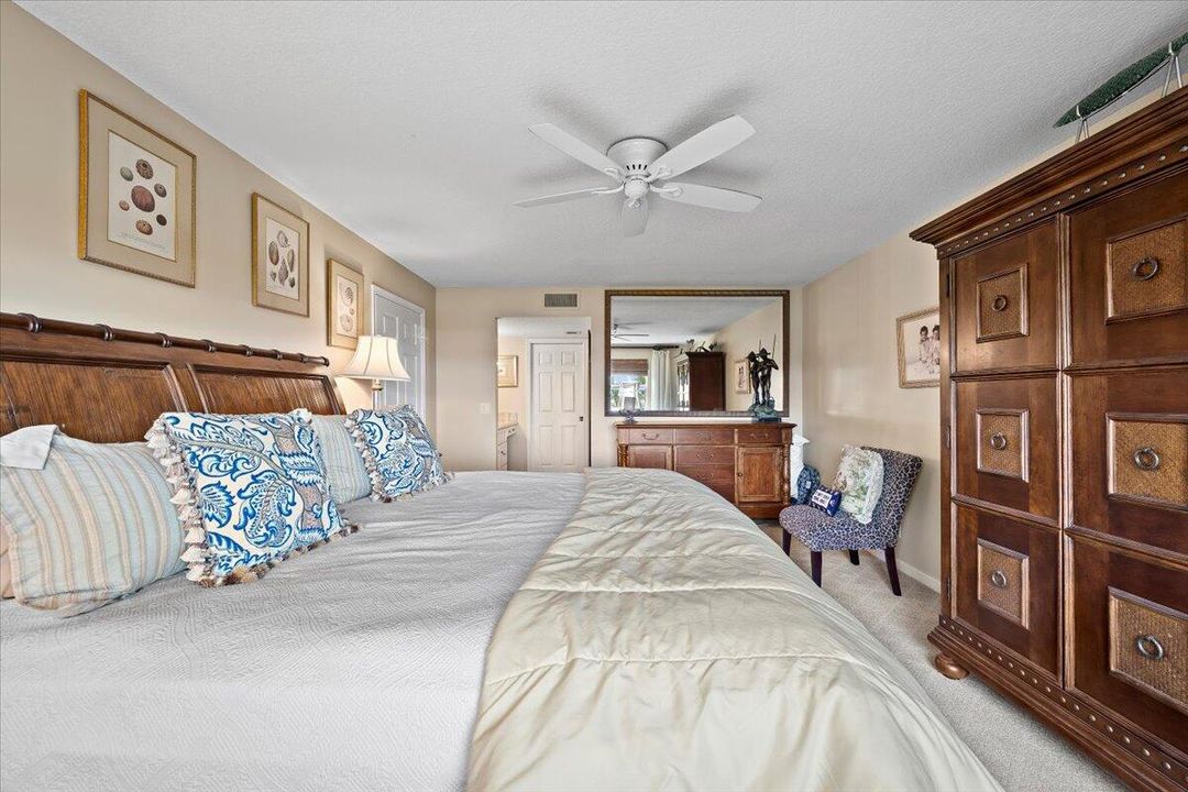 В аренду: $12,000 (3 спален, 3 ванн, 2200 Квадратных фут)