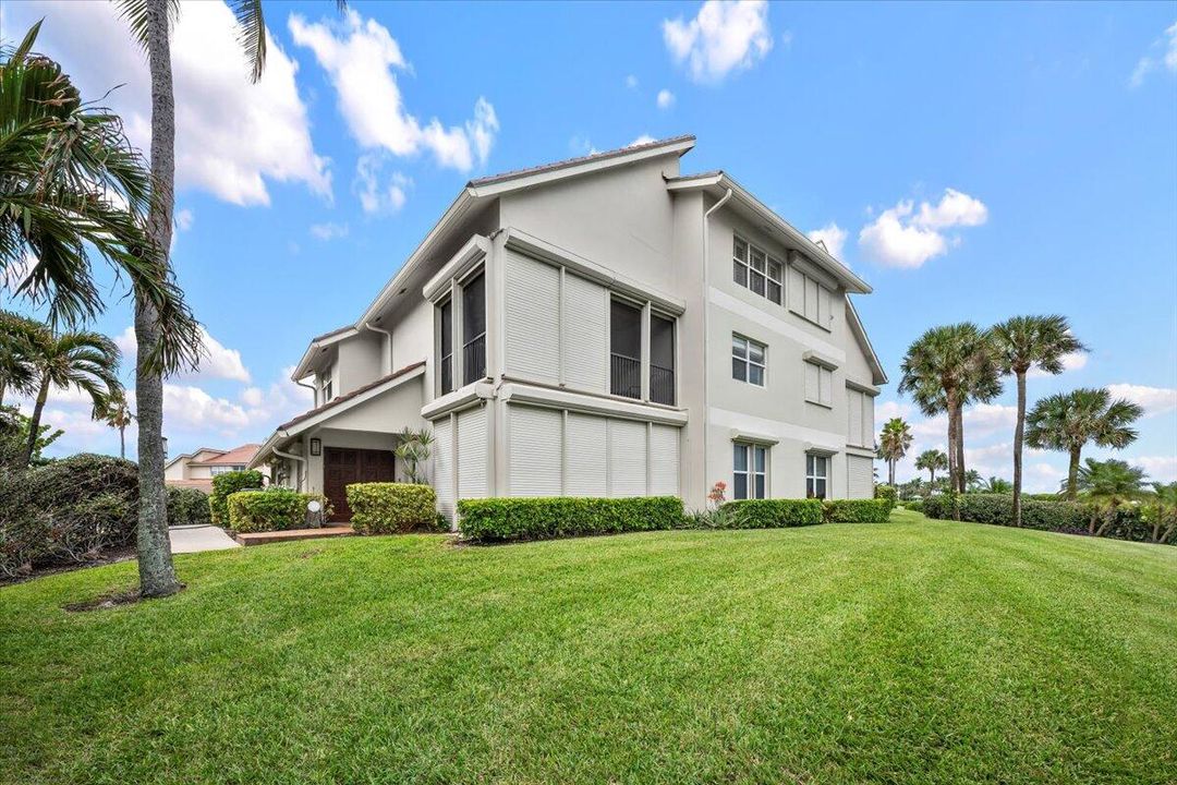 В аренду: $12,000 (3 спален, 3 ванн, 2200 Квадратных фут)