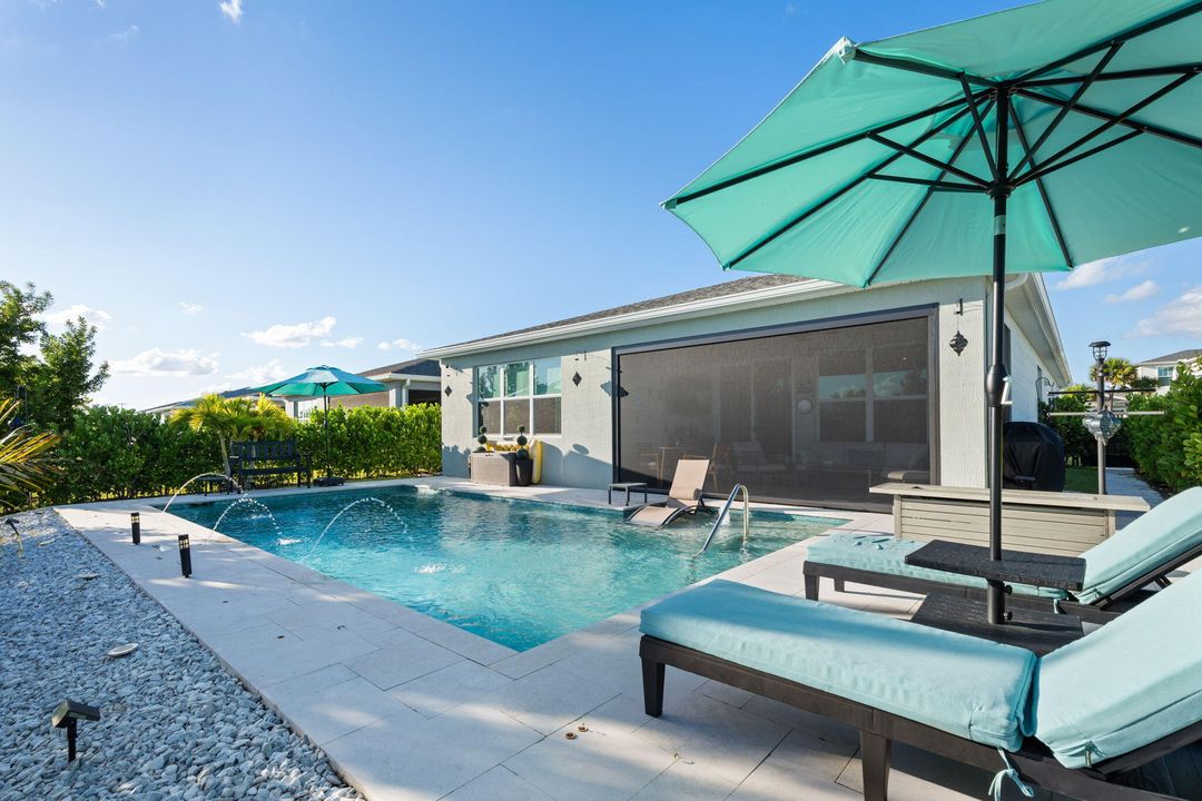 For Sale: $619,900 (3 beds, 2 baths, 1998 Square Feet)