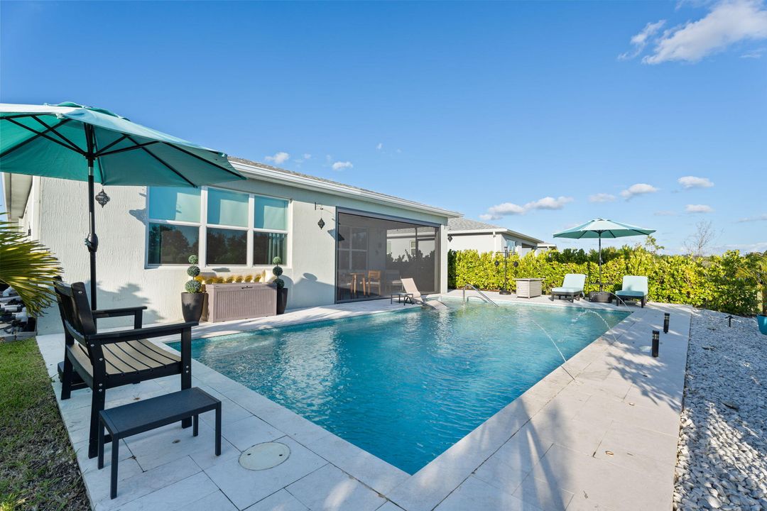 For Sale: $619,900 (3 beds, 2 baths, 1998 Square Feet)