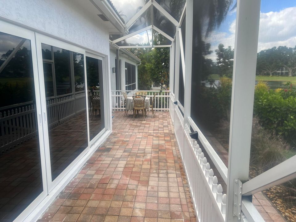 For Sale: $379,000 (3 beds, 2 baths, 2090 Square Feet)