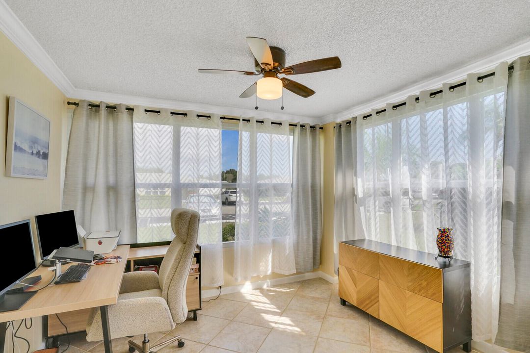 For Rent: $1,900 (2 beds, 2 baths, 1175 Square Feet)