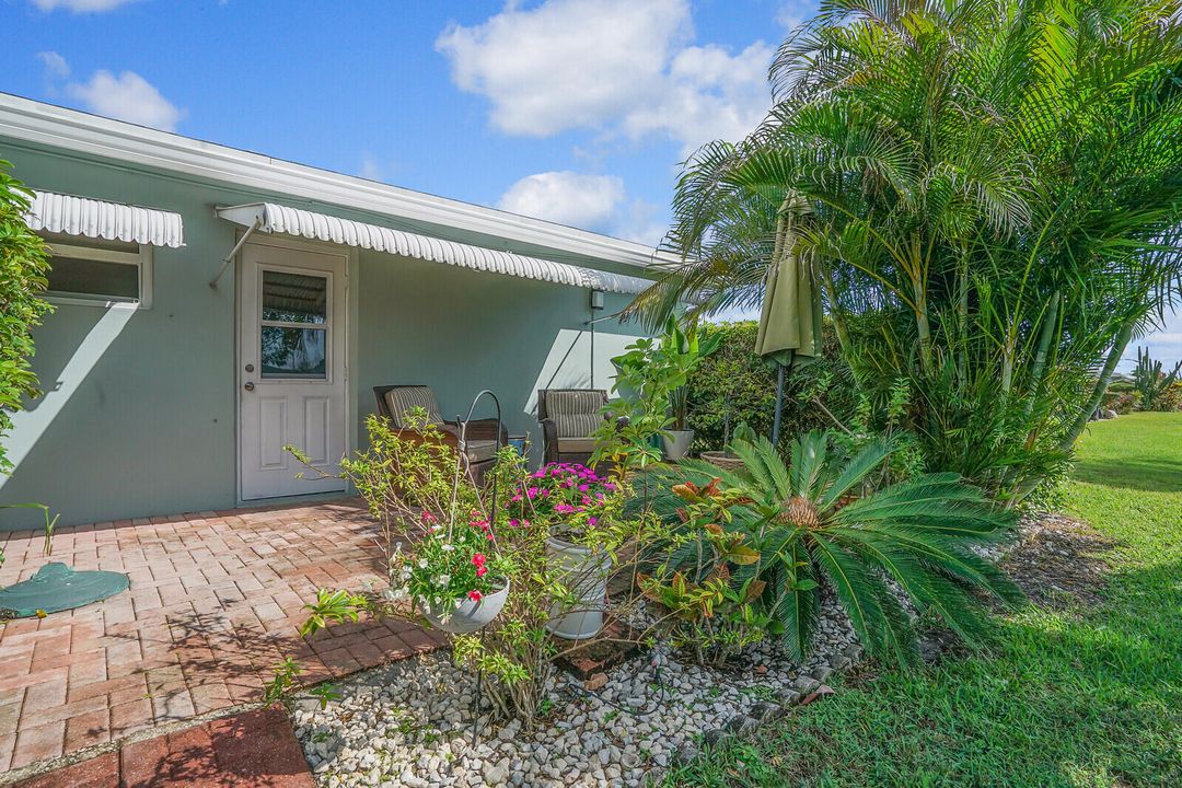 For Rent: $1,900 (2 beds, 2 baths, 1175 Square Feet)