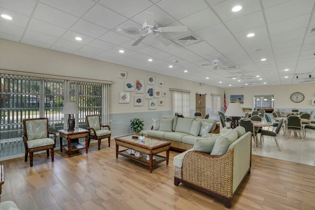 For Rent: $1,900 (2 beds, 2 baths, 1175 Square Feet)