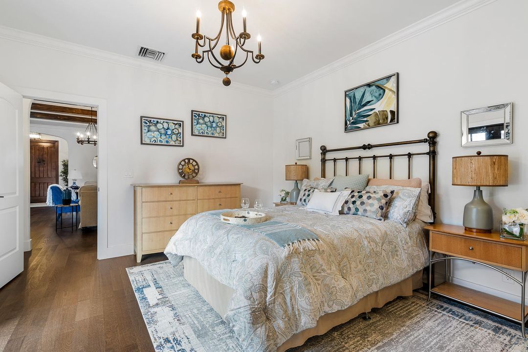 待售: $2,199,999 (4 贝兹, 3 浴室, 2288 平方英尺)