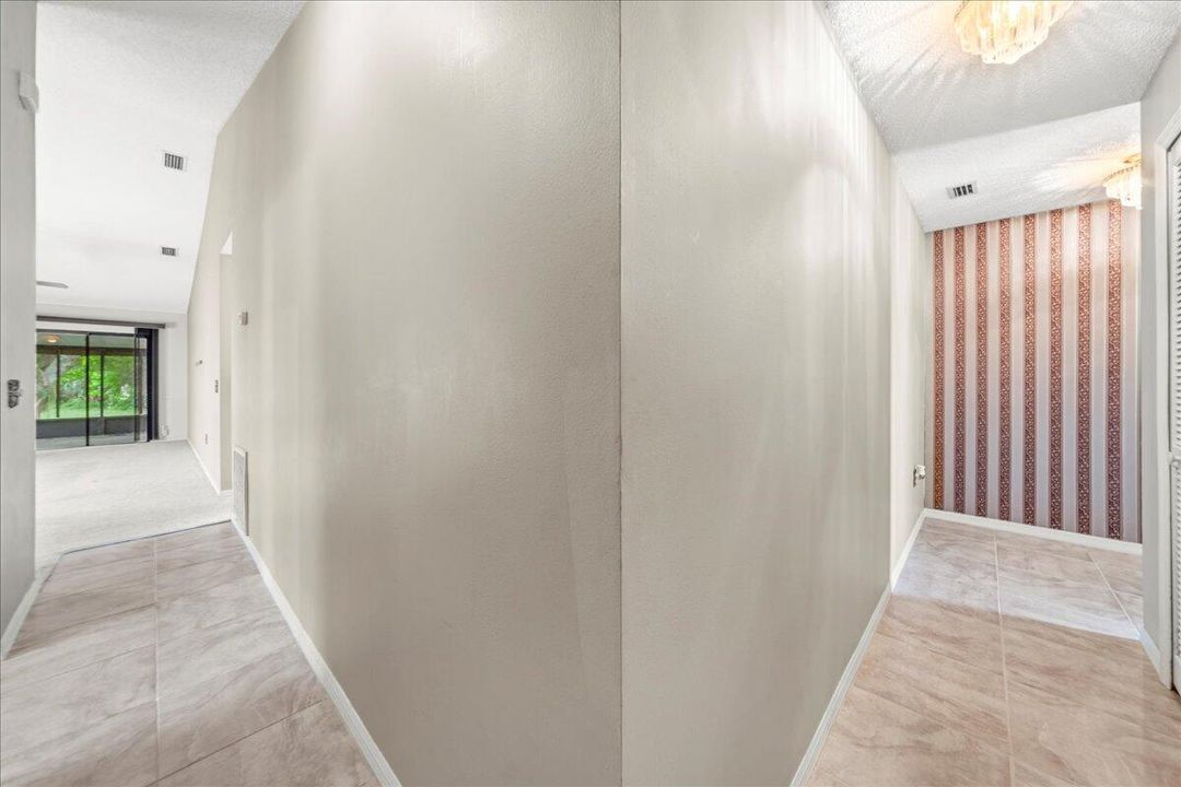 На продажу: $280,000 (3 спален, 2 ванн, 1133 Квадратных фут)