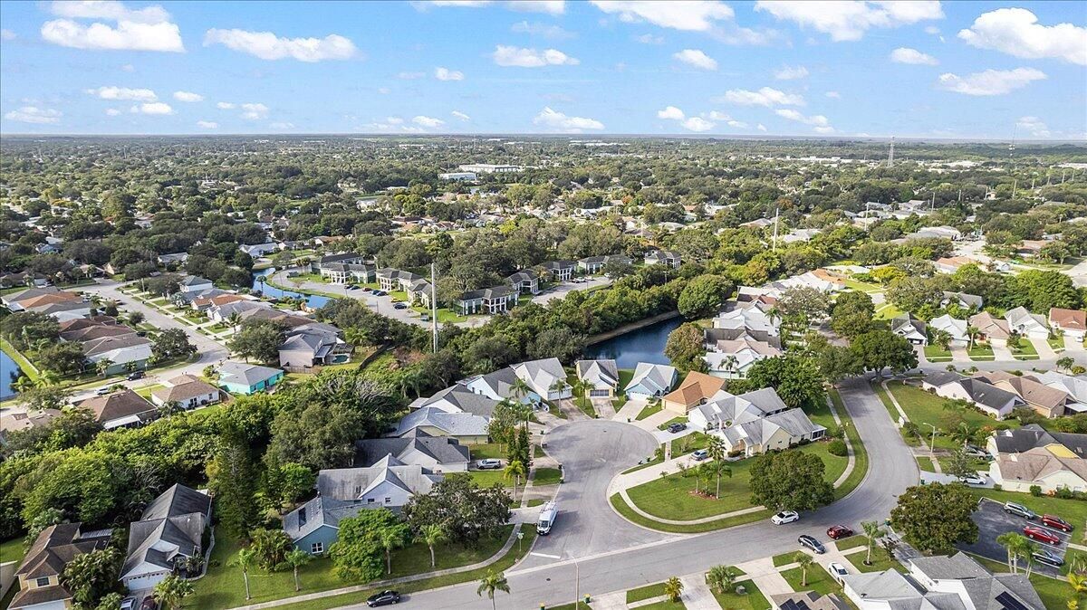 На продажу: $280,000 (3 спален, 2 ванн, 1133 Квадратных фут)