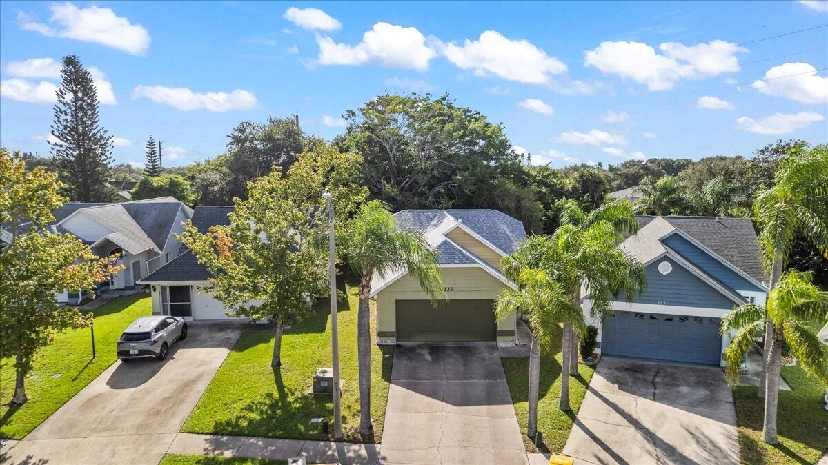 На продажу: $280,000 (3 спален, 2 ванн, 1133 Квадратных фут)