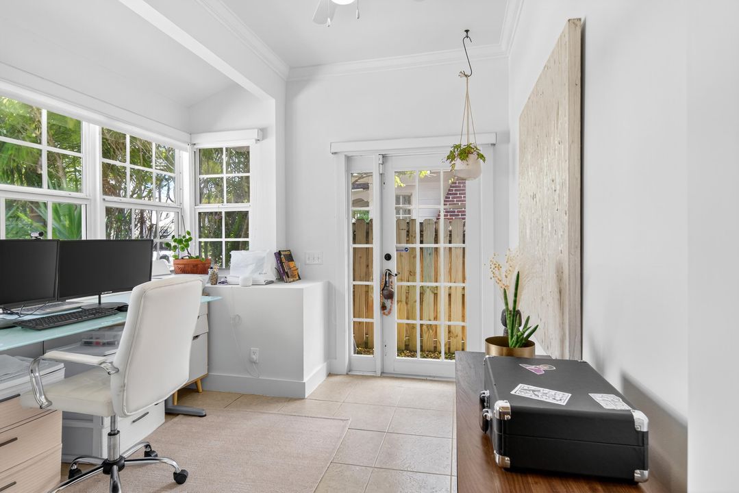 For Sale: $1,995,000 (3 beds, 3 baths, 2147 Square Feet)