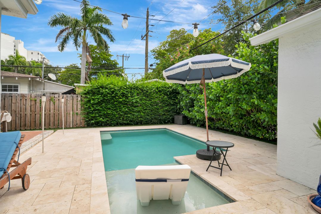 For Sale: $1,995,000 (3 beds, 3 baths, 2147 Square Feet)