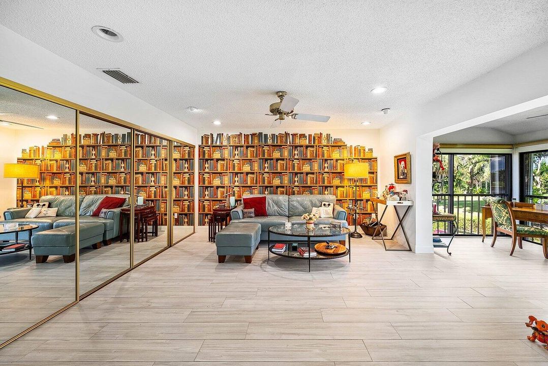 For Sale: $319,000 (2 beds, 2 baths, 1411 Square Feet)