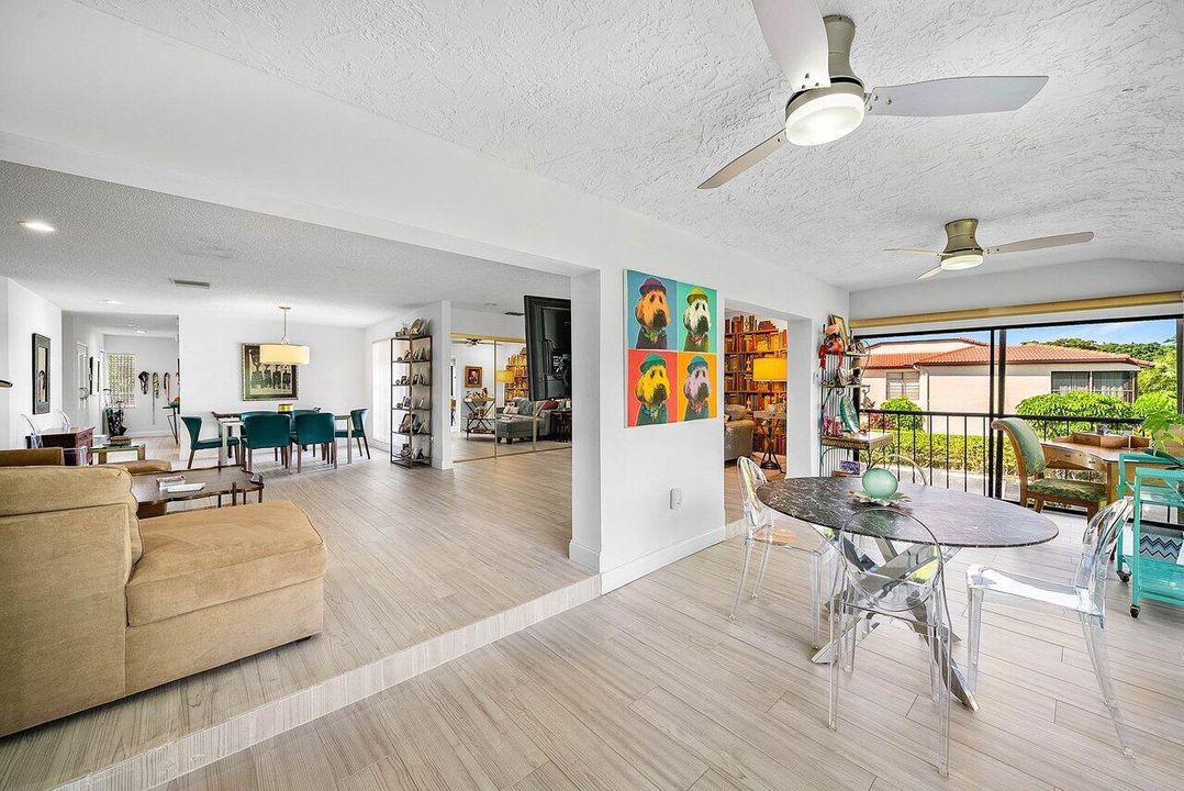 For Sale: $319,000 (2 beds, 2 baths, 1411 Square Feet)