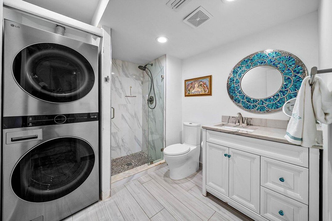 For Sale: $319,000 (2 beds, 2 baths, 1411 Square Feet)