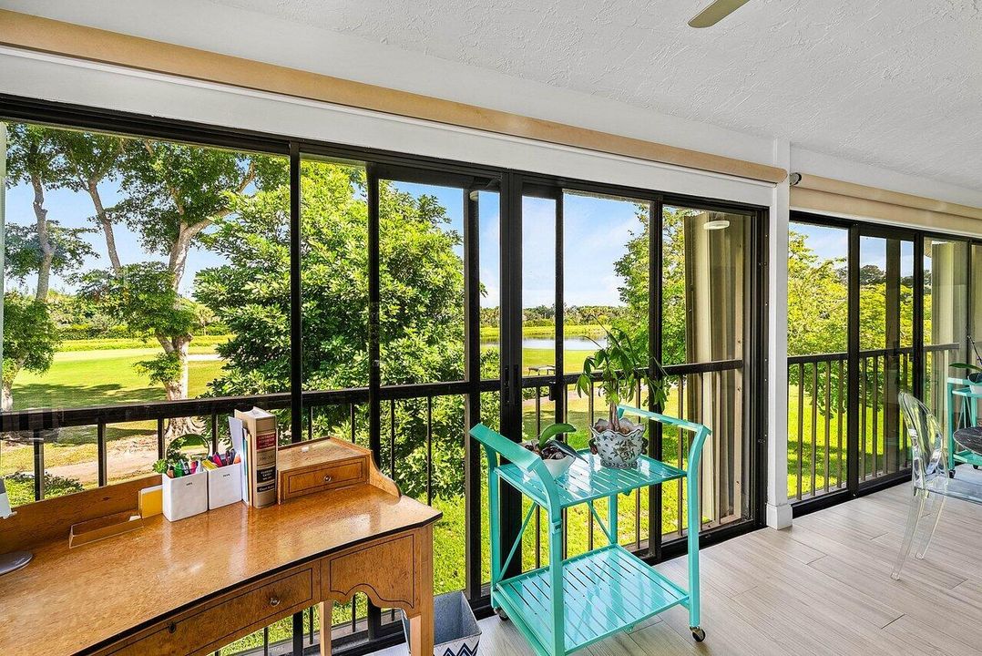 For Sale: $319,000 (2 beds, 2 baths, 1411 Square Feet)