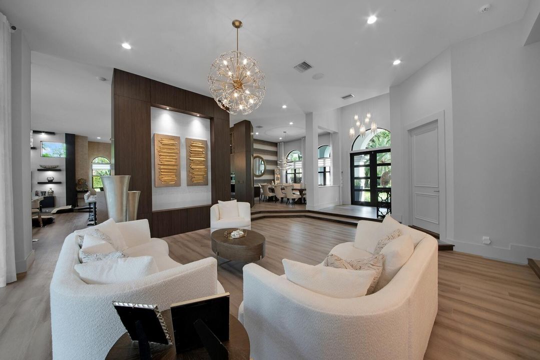 For Sale: $3,999,999 (4 beds, 3 baths, 4316 Square Feet)