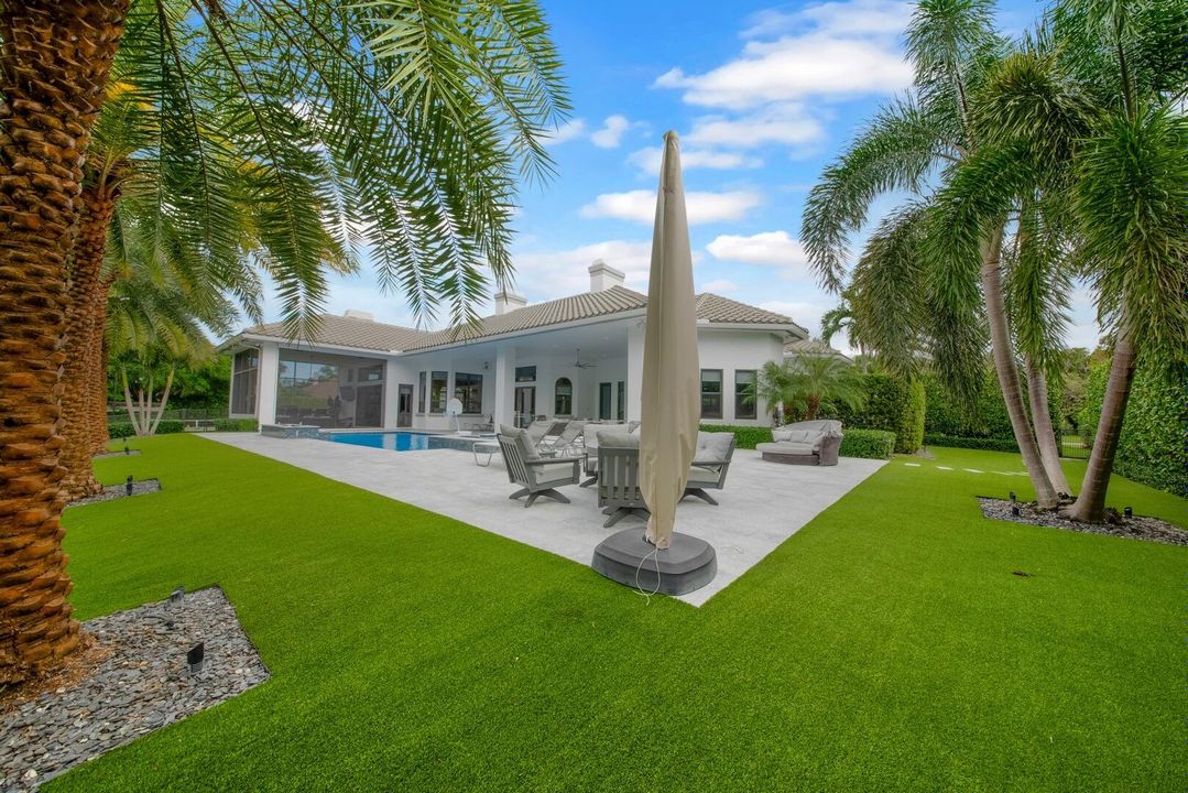 For Sale: $3,999,999 (4 beds, 3 baths, 4316 Square Feet)