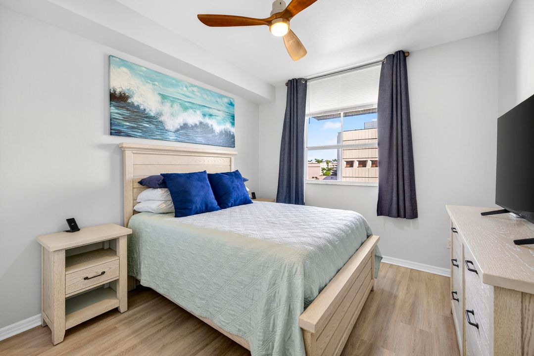 Active With Contract: $535,000 (2 beds, 2 baths, 1114 Square Feet)