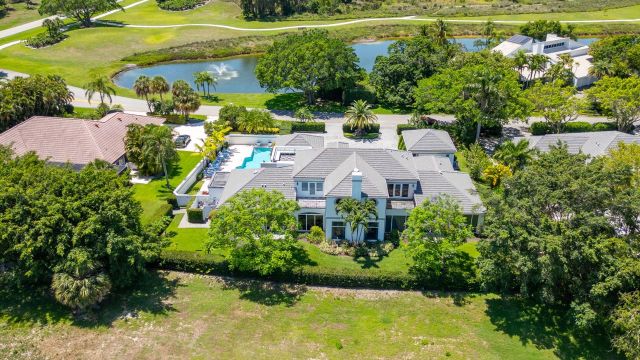 For Rent: $50,000 (6 beds, 7 baths, 5698 Square Feet)