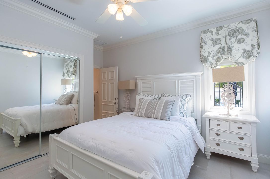 For Rent: $50,000 (6 beds, 7 baths, 5698 Square Feet)