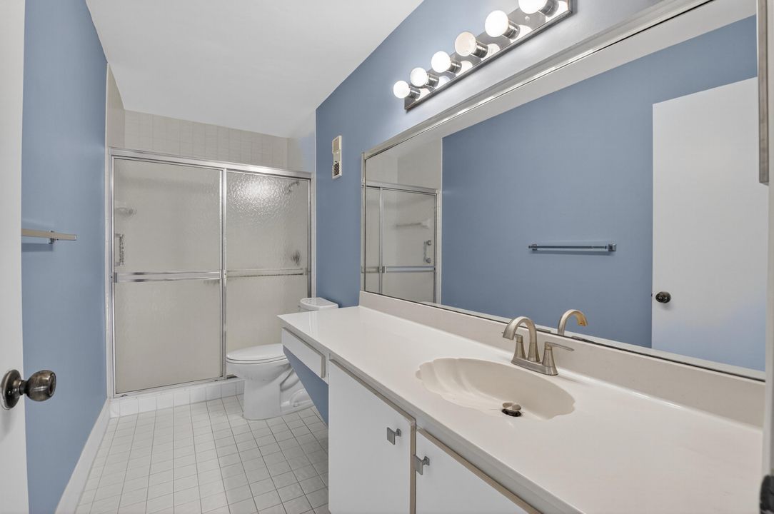 For Sale: $314,900 (2 beds, 2 baths, 1310 Square Feet)