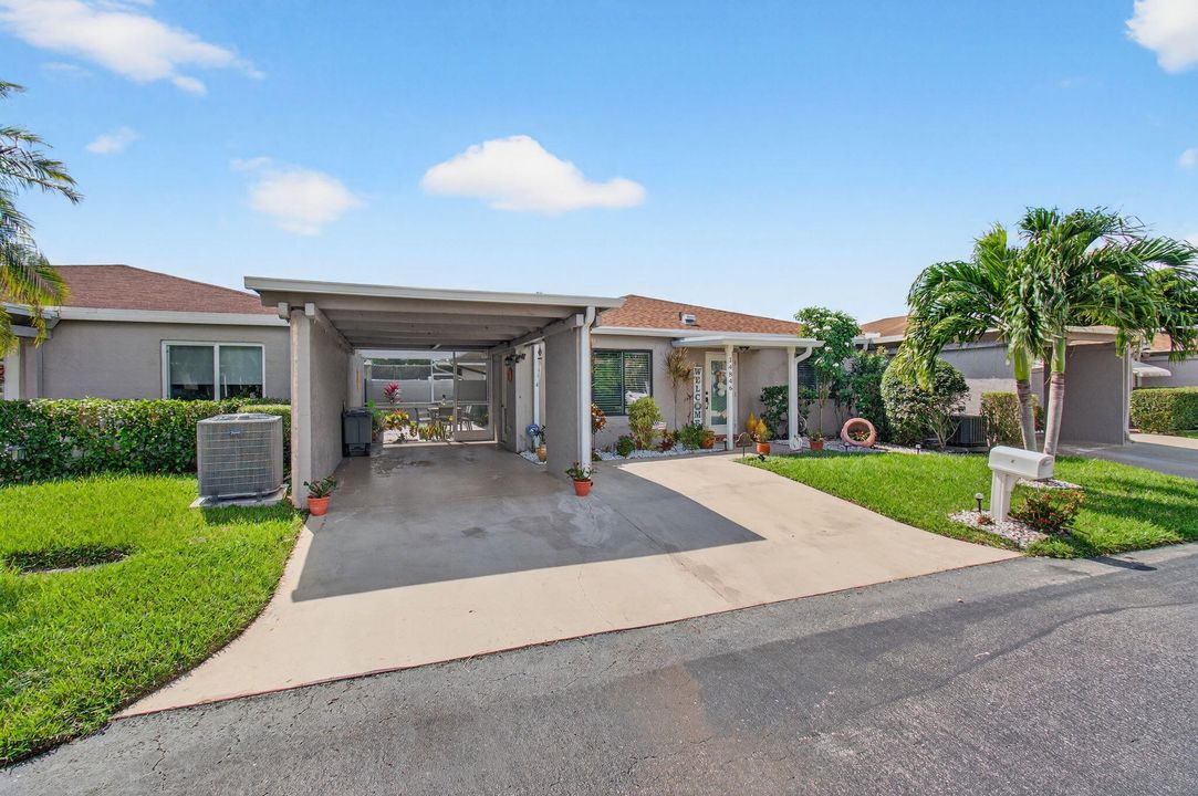 For Rent: $2,900 (2 beds, 2 baths, 1073 Square Feet)