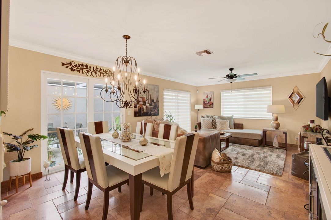 For Rent: $2,900 (2 beds, 2 baths, 1073 Square Feet)