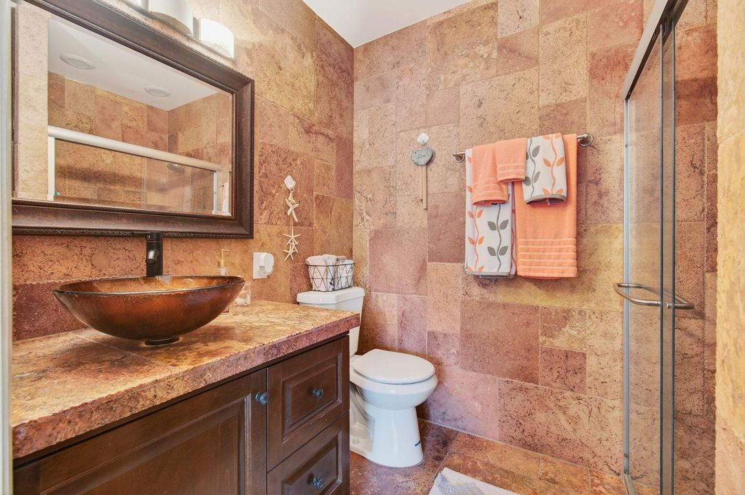 For Rent: $2,900 (2 beds, 2 baths, 1073 Square Feet)