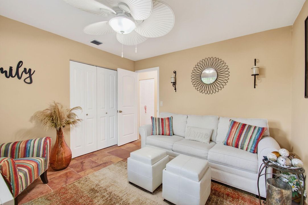 For Rent: $2,900 (2 beds, 2 baths, 1073 Square Feet)