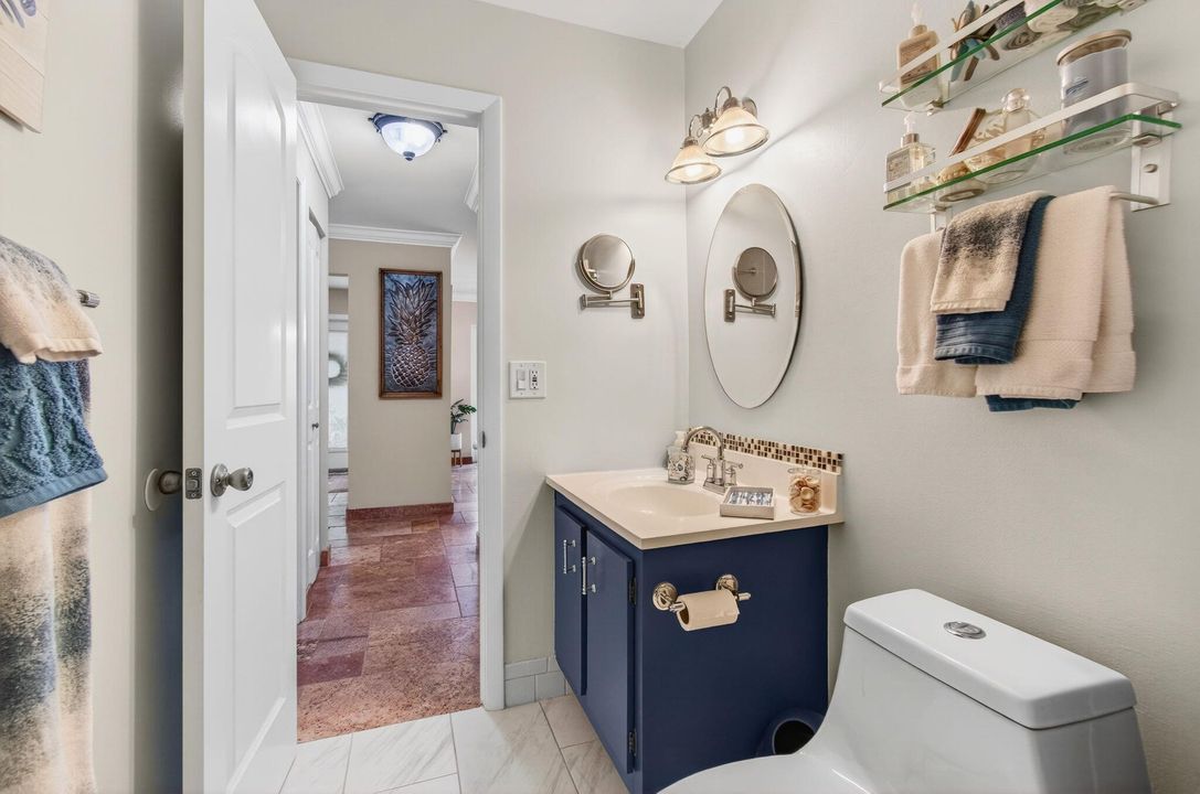 For Rent: $2,900 (2 beds, 2 baths, 1073 Square Feet)