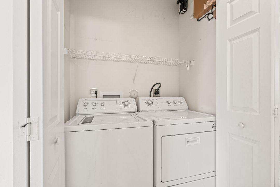 Active With Contract: $357,500 (2 beds, 2 baths, 1649 Square Feet)