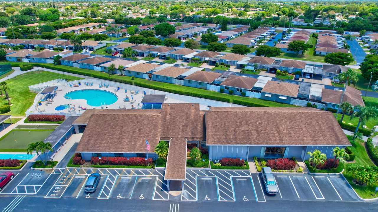 For Rent: $2,900 (2 beds, 2 baths, 1073 Square Feet)