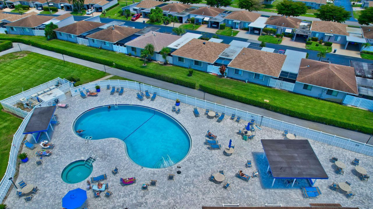 For Rent: $2,900 (2 beds, 2 baths, 1073 Square Feet)